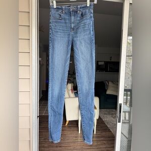 American Eagle Outfitters Light Blue Skinny Jeans